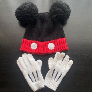 Mickey Mouse Winter Hat and Gloves